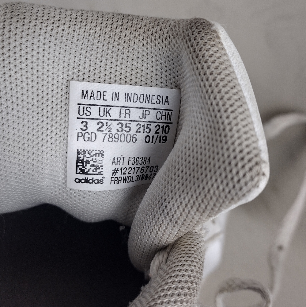 Adidas White Shoes Iridescent Stripes - Picture 3 of 4